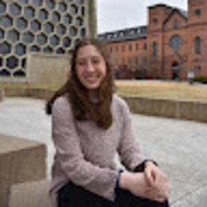 Meet your Posher, Julia